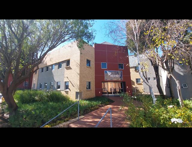 1,696M² WAREHOUSE TO LET IN RANDJESPARK
